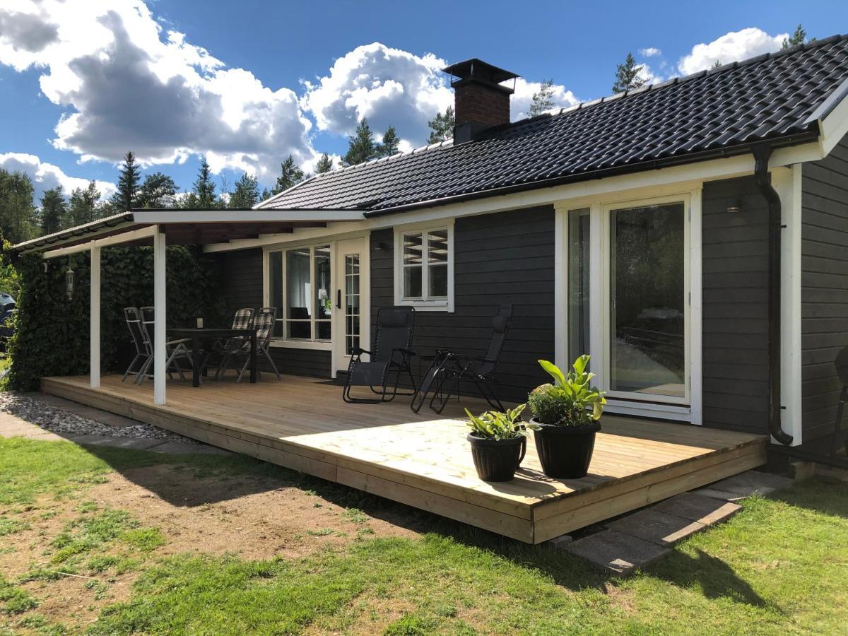 Modern Lakeside Cottage & Boat Near Isaberg Kavsjo Exterior photo
